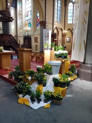 20.04.2025: Paasmis Uitkerke